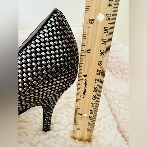 Kate Spade Metallic Gunmetal Woven textured Women's Heels Size 7.5 - Picture 9 of 9